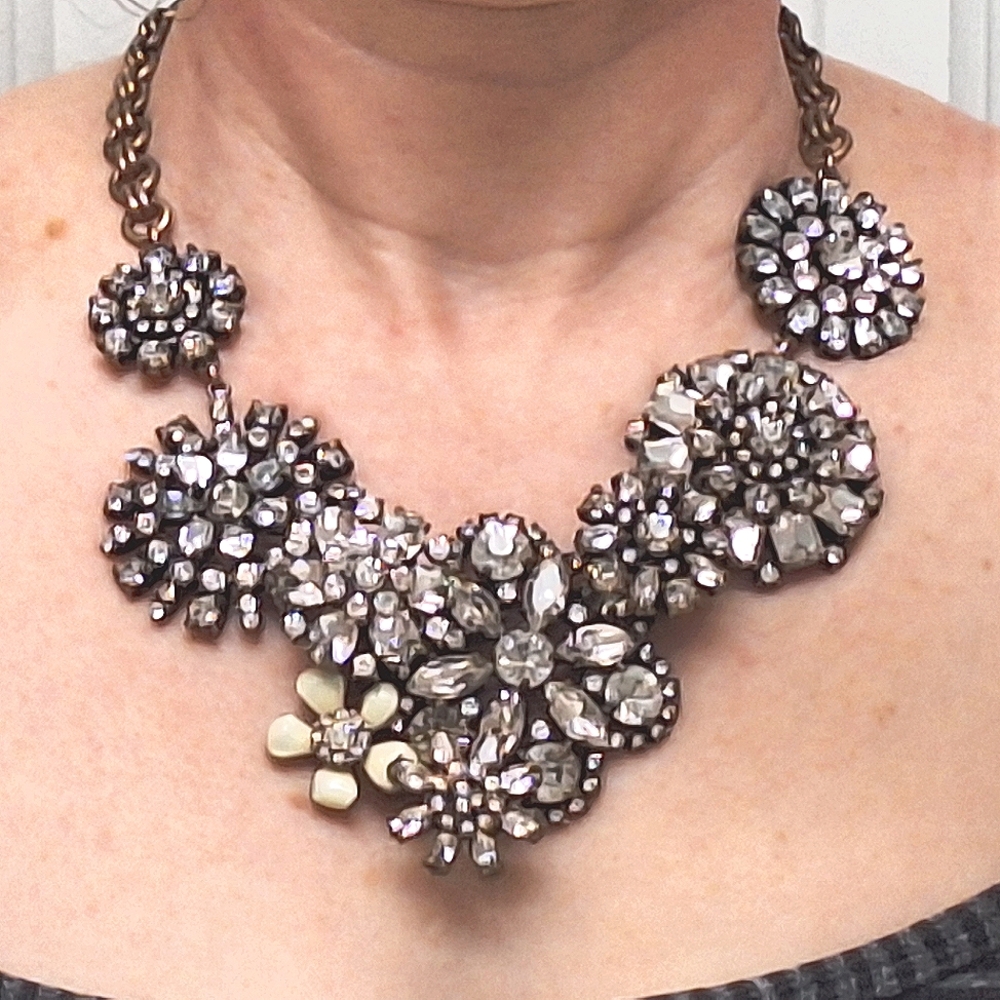 💎J. CREW💎Flower Lattice Necklace